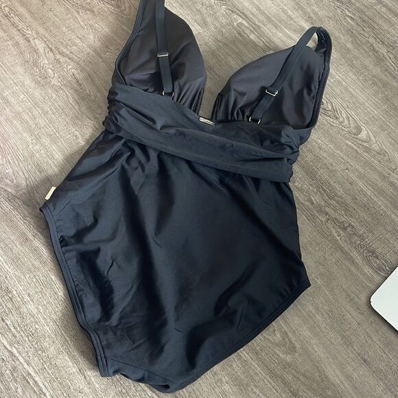 Calvin Klein Black One Piece Swim Suit New - Picture 3 of 4